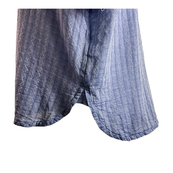 Madewell Daily Shirt in Textural Stripe Shirt in Linear Ditsy Dobby Navy - Picture 10 of 15